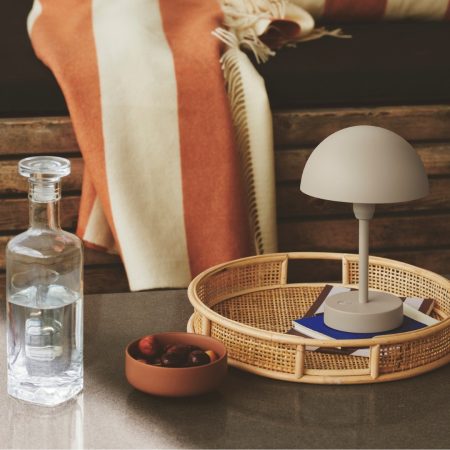 Lampka stołowa na baterie, zewnętrzna ELLEN TO GO Nordlux 25cm, IP44, beżowa